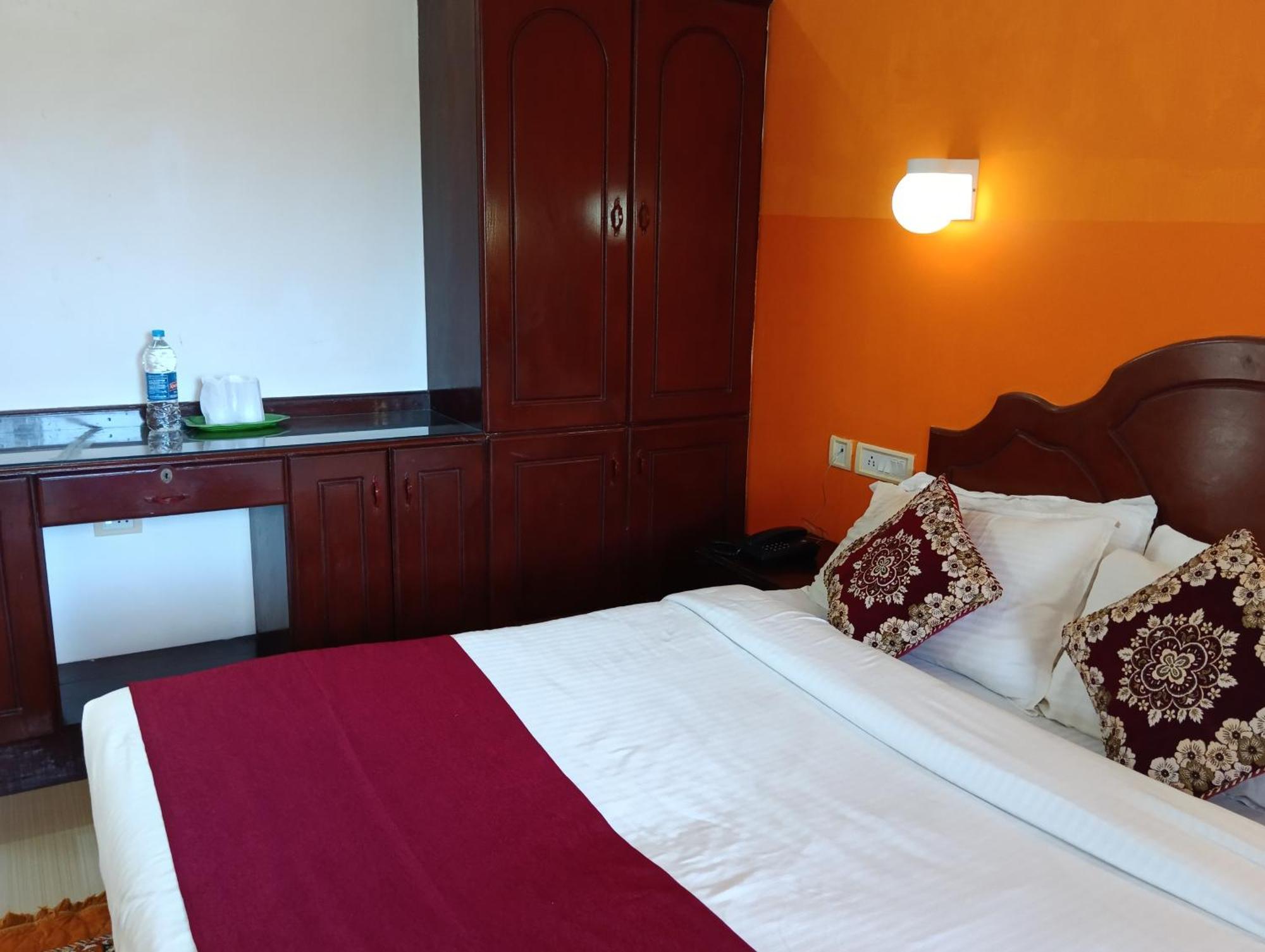 Vedantha Inn كوفالام المظهر الخارجي الصورة
